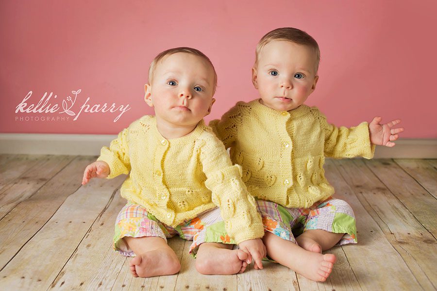 twin girls twin girls