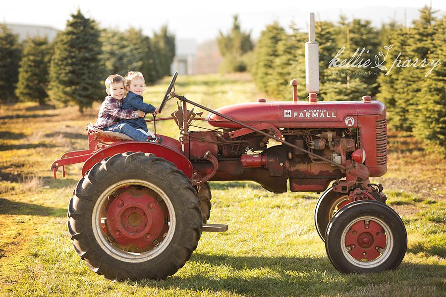 kids on tractor