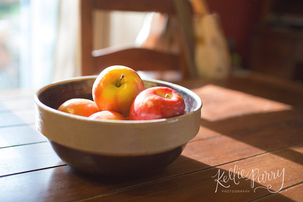 apples in a bowl